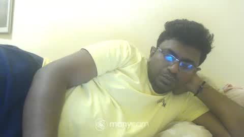 hotgluteus4321 online show from 04.10.26