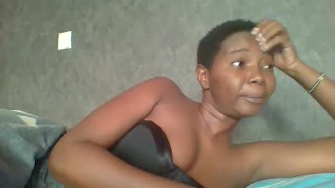 Snapshot of hotgodees chatting on 02.13.25 Queen online show from 02.13.25