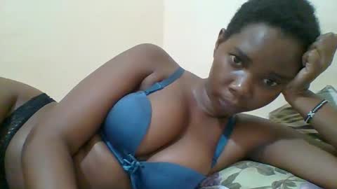 Snapshot of hotgodees chatting on 02.16.25 Queen online show from 02.16.25