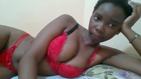 Snapshot of hotgodees chatting on 03.03.25 Queen online show from 03.03.25