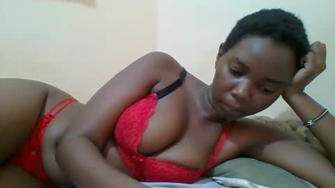 Snapshot of hotgodees chatting on 03.07.25 Queen online show from 03.07.25