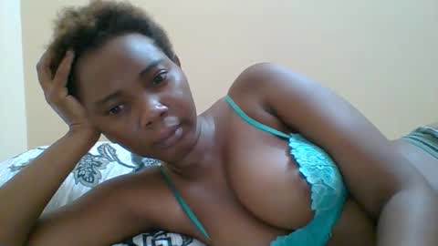 Snapshot of hotgodees chatting on 09.30.25 Queen online show from 09.30.25