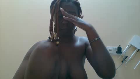 Snapshot of hotgodees chatting on 10.26.25 Queen online show from 10.26.25