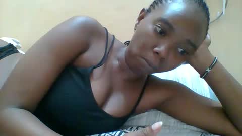 Snapshot of hotgodees chatting on 11.21.25 Queen online show from 11.21.25