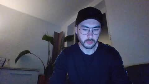 Snapshot of hotguitarplayernaked chatting on 12.28.24 hotguitarplayernaked online show from 12.28.24