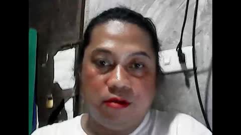 Snapshot of hothadjiee chatting on 11.22.25 hardfuckerxxxxx online show from 11.22.25