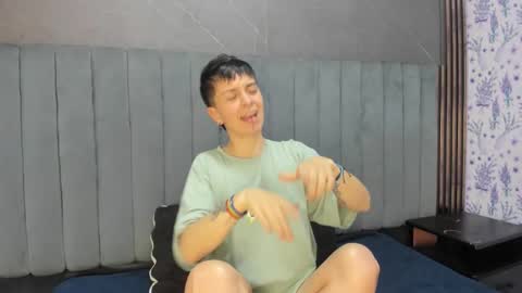 hannah online show from 12.21.25