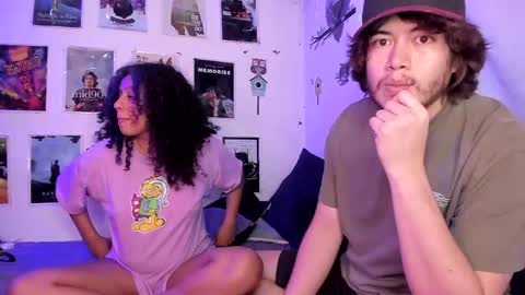 Snapshot of hothoneychile chatting on 05.15.26 Sam and Nico online show from 05.15.26