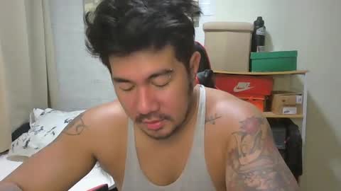 Snapshot of hothunkybear23 chatting on 12.07.24 Khel online show from 12.07.24