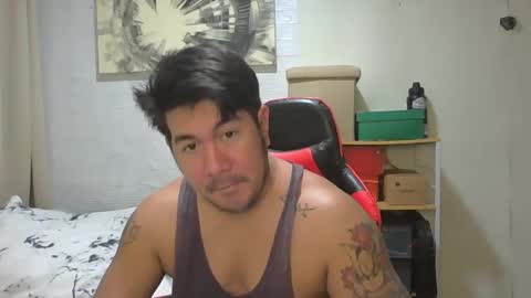 Snapshot of hothunkybear23 chatting on 12.08.24 Khel online show from 12.08.24