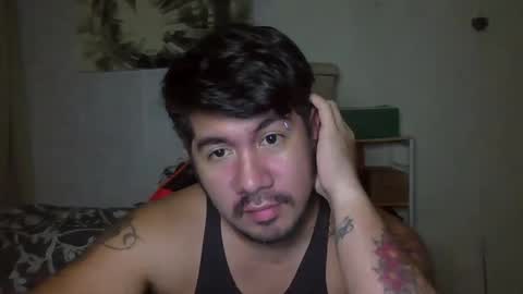 Snapshot of hothunkybear23 chatting on 12.14.24 Khel online show from 12.14.24