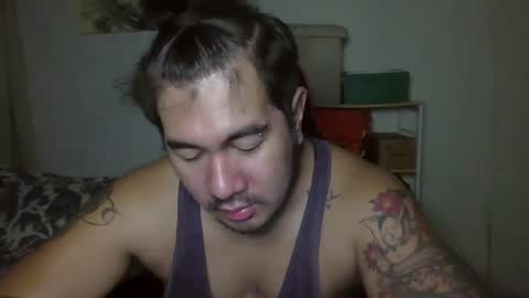 Snapshot of hothunkybear23 chatting on 12.15.24 Khel online show from 12.15.24