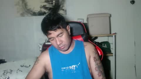 Snapshot of hothunkybear23 chatting on 10.19.25 Khel online show from 10.19.25