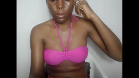 Snapshot of hotjessie0 chatting on 01.12.25 hotjessie0 online show from 01.12.25