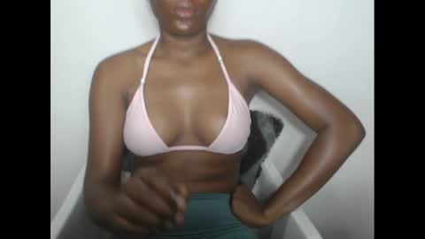 Snapshot of hotjessie0 chatting on 01.27.25 hotjessie0 online show from 01.27.25