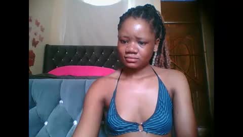 Snapshot of hotjeylee chatting on 11.11.25 LOYCE online show from 11.11.25