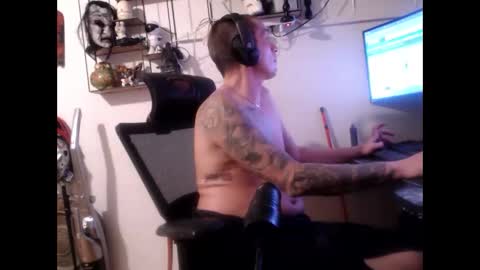 Snapshot of hotkinkytat chatting on 02.12.25 hotkinkytat online show from 02.12.25