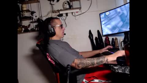 hotkinkytat online show from 11.12.25