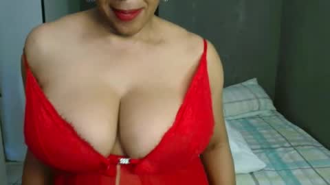 Snapshot of hotlilya chatting on 07.29.26 hotlilya online show from 07.29.26