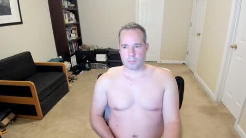 Snapshot of hotmale4u692000 chatting on 12.27.24 hotmale4u692000 online show from 12.27.24
