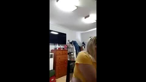 Snapshot of hotmilf187 chatting on 05.20.26 hotmilf187 online show from 05.20.26