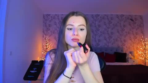 hotmolly_ online show from 04.11.26