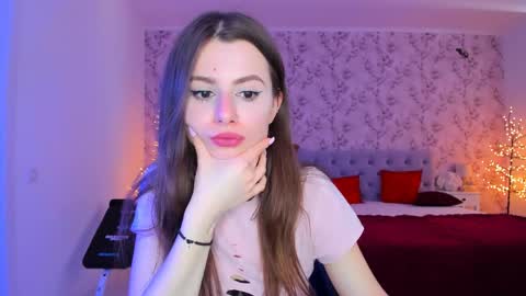 hotmolly_ online show from 04.14.26