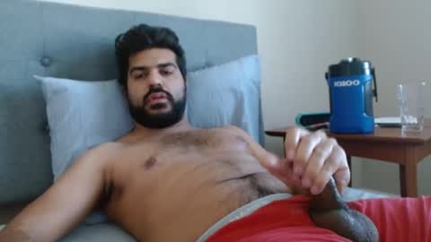 Snapshot of hotsexdude69 chatting on 01.21.25 hotsexdude69 online show from 01.21.25