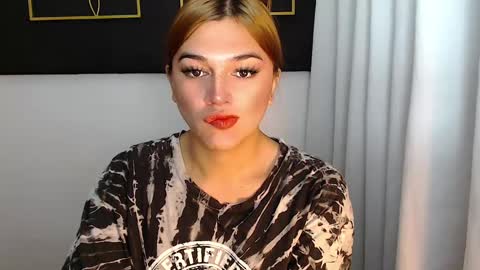 STELLA online show from 12.04.24