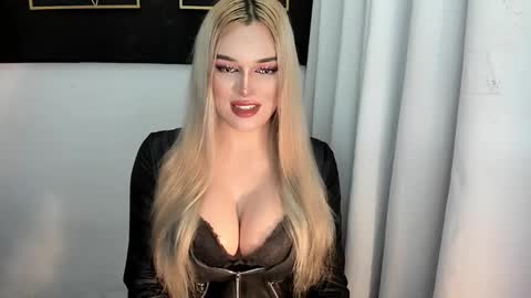 STELLA online show from 10.24.25