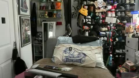 hotstuff775616 online show from 02.24.26