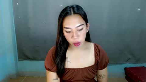 jelaigrande  online show from 02.13.25