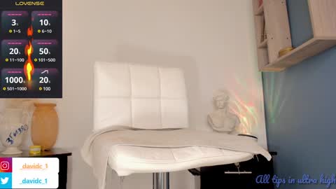 Snapshot of hottestdavidx chatting on 01.30.25 ONLY online show from 01.30.25