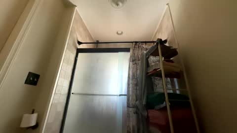 Hottgodess online show from 12.16.25