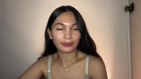 Snapshot of hottie_amari chatting on 04.09.26 Amari online show from 04.09.26