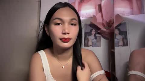 Snapshot of hottie_amari chatting on 04.15.26 Amari online show from 04.15.26