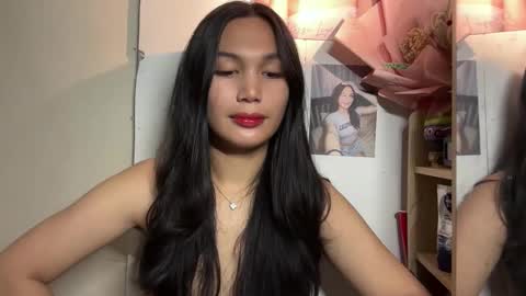 Snapshot of hottie_amari chatting on 04.17.26 Amari online show from 04.17.26
