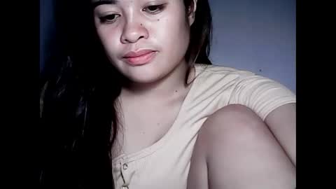 Snapshot of hottie_asianbabe chatting on 11.20.25 Leen online show from 11.20.25