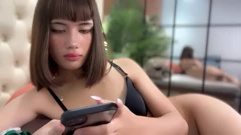 Snapshot of hottie_carlinexx chatting on 12.14.25 hottie_carlinexx online show from 12.14.25