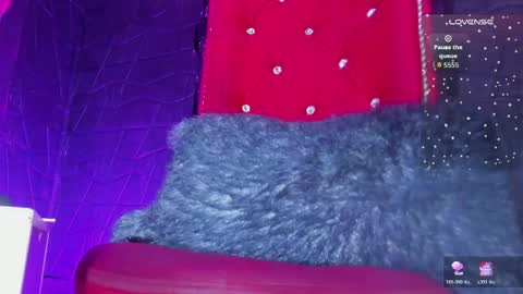 Snapshot of hottie_cristal chatting on 05.26.26 Marjorie online show from 05.26.26