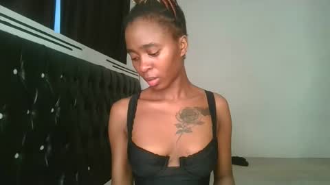 hottie_mistie online show from 05.17.26