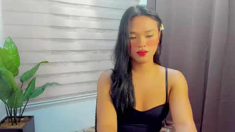 Maxine online show from 09.10.25