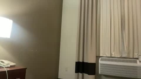 Snapshot of hottiewithabody101 chatting on 10.21.25 hottiewithabody101 online show from 10.21.25