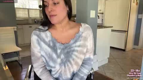 Snapshot of hottmay chatting on 11.14.25 --- Dana May online show from 11.14.25