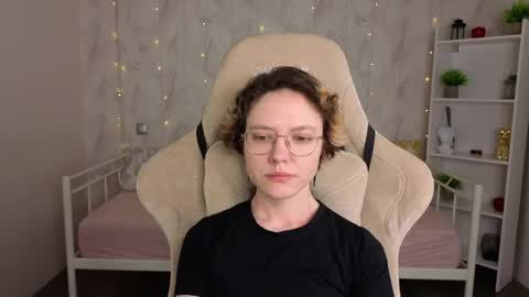 Kori online show from 05.04.26