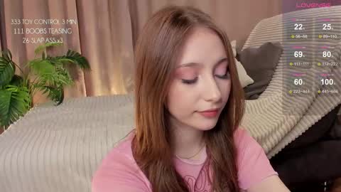 Snapshot of hottpeachh chatting on 09.12.25 hottpeachh online show from 09.12.25