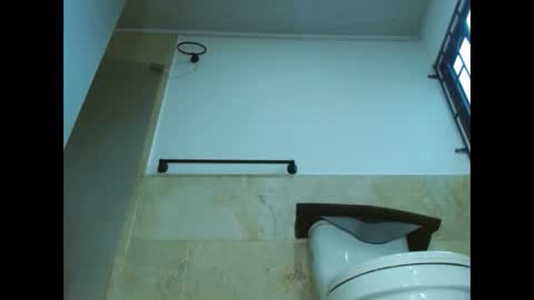 Snapshot of hottymilf69xxx chatting on 11.20.25 Mary online show from 11.20.25