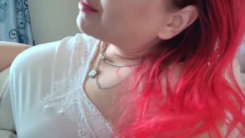 Snapshot of hotvany chatting on 11.10.25 Goddess of Luv online show from 11.10.25