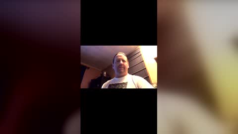 Snapshot of hpoker chatting on 12.14.25 hpoker online show from 12.14.25