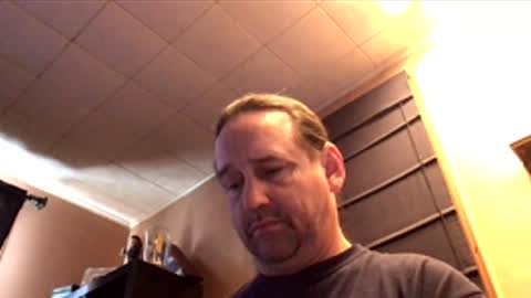 Snapshot of hpoker chatting on 12.16.25 hpoker online show from 12.16.25